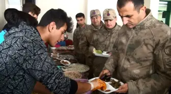 Şehidin cami vasiyeti için kermes düzenlendi