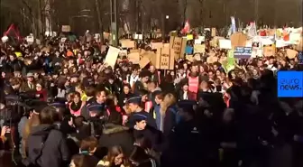 İklim hareketinin sembolü haline gelen Greta Thunberg kimdir? Neyi savunuyor?