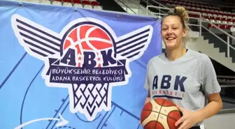 Adana Basketboldan pota altına takviye