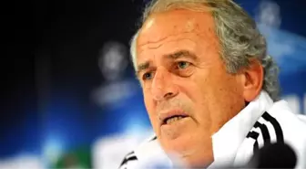 Coşkun Demirbakan: Mustafa Denizli'yi Eskişehirspor'a getirmeyin