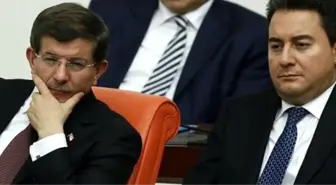 Davutoğlu ve Babacan'ın fotoğrafını paylaşan Cem Uzan'dan yeni iddia: Belgeler elimde yargılanacaksınız