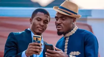 Emenike bombayı patlattı: Yakında evet dönüyorum!
