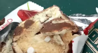 İran'da bazı keklerin içerisine hap gizlendiği iddiası korkuttu