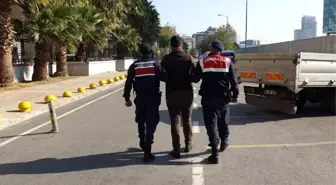 İzmir'de tekne hırsızları yakalandı
