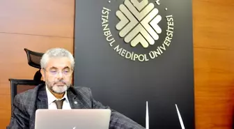 Medipol Üniversitesi Rektörü Aydın, AA'nın 'Yılın Fotoğrafları' oylamasına katıldı