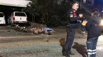 Motosikletler kafa kafaya çarpıştı: 1 ölü, 1 yaralı