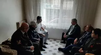 Orhaneli protokolünden Gazi Yavuz'a geçmiş olsun ziyareti