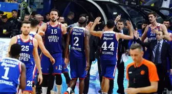 Türk derbisi Anadolu Efes'in