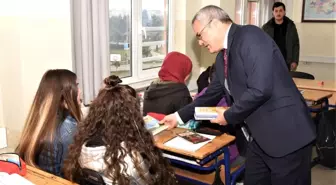 Vali Deniz, Manisa'daki eğitim kurumlarını inceledi