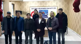Van'da şiir ve müzik dinletisi
