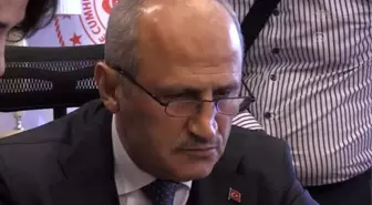 Bakan Turhan, AA'nın 'Yılın Fotoğrafları' oylamasına katıldı