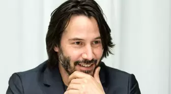 Keanu Reeves'in tek rakibi kendisi!