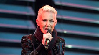 Roxette'in solisti Marie Fredriksson kansere yenik düşerek yaşamını yitirdi
