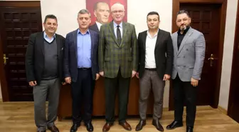 Tekgıda İş Sendikası Kazım Kurt'u ziyaret etti