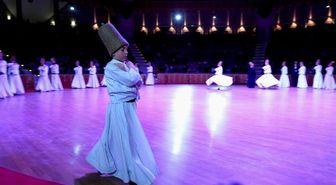 13 yaşındaki Yusuf, 7 yıldır sema dönüyor