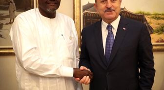 Bakan Çavuşoğlu, Katar Dışişleri Bakanı El Thani ile görüştü