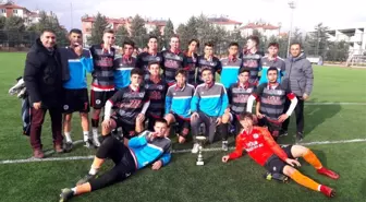 Isparta Spor Lisesi gol yemeden şampiyon oldu