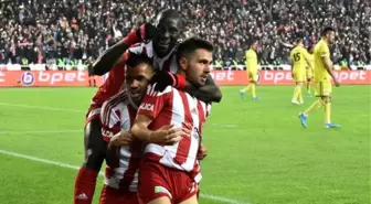 Demir Grup Sivasspor - Fenerbahçe: 3-1