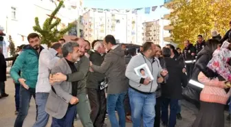 HDP önü eylemde 105'inci gün; aile sayısı 59 oldu (2)