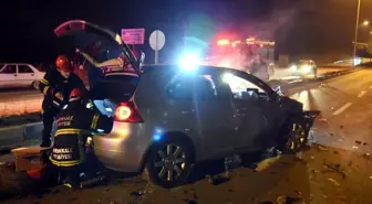 Kırıkkale'de polis aracı ile otomobil çarpıştı: 2'si polis 3 yaralı