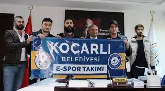 Başkan Kaplan, sanal alemdeki başarılı ekibe gerçek alemde tebrik etti