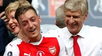 Mesut Özil'e Uygur Türkleri desteği