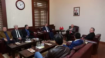 Vali Çakacak, HAKSEN Genel Başkanı Çivi'yi kabul etti