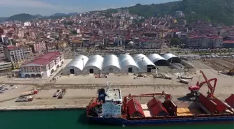 Giresun limanı gemi ağırlamada rekor kırdı