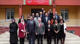 Vali Çakacak, Aile, Çalışma Sosyal Politikalar İl Müdürlüğünü ziyaret etti