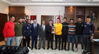 BEÜ Erkek Voleybol Takımı 1. Ligde