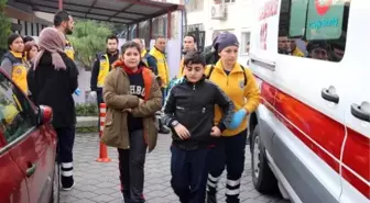 Denizli'de 11 öğrenci gıda zehirlenmesi şüphesiyle hastaneye kaldırıldı (2)- Yeniden