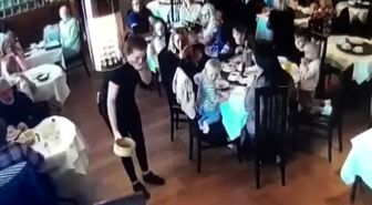 Genç kız, 2 yıl boyunca yaptığı sakarlıkları tek videoda derledi