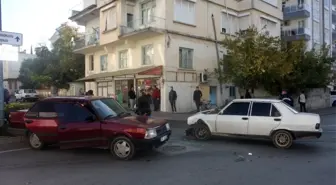 Antalya'da trafik kazası: Aynı aileden 6 kişi yaralandı