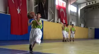 Kırıkkale'de çocuklar ilk kez basketbolla tanıştı