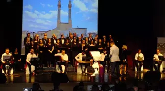 Sivas'ta 'Türk Müziği Korosu' konser verdi