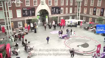 Avrupa'da Türkçe eğitim: 'Son birkaç yılda Avrupalıların Türkçe öğrenmeye ilgisi arttı'