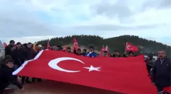 Beypazarı'nda 1900 metre rakımlı tepeye 'Bayrak ve Şehitlere Saygı Yürüyüşü'