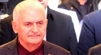 Binali Yıldırım: Biz yoldan çıkmadık, bazıları menfaatinin bittiği durakta inmiştir