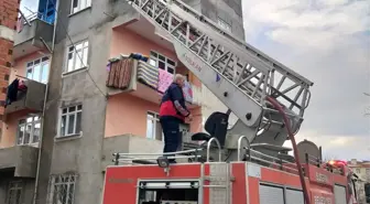 Suşehri'nde çatı yangını hasara yol açtı