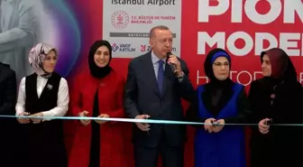 Cumhurbaşkanı Erdoğan, İstanbul Havalimanı'nda sergi açılışına katıldı