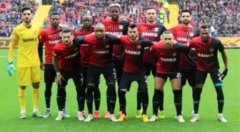 Gaziantep FK, Gaziantepspor'u geride bıraktı