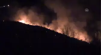 Arsin'deki örtü yangınlarını söndürme çalışmaları sürüyor