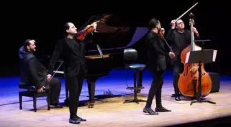 Janoska Ensemble İstanbul'da konser verdi