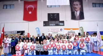 Kartepe'de karate şampiyonları belli oldu