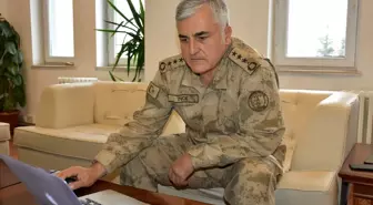 Malatya İl Jandarma Komutanı İnce, AA'nın 'Yılın Fotoğrafları' oylamasına katıldı