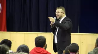 Prof. Dr. Türkez ortaokul öğrencilerine 'bor'u anlattı