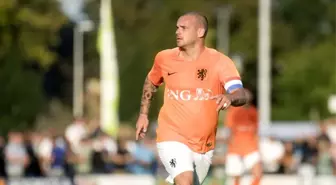 Yıldızlar Sneijder için buluşuyor! Türkiye'den gidecek isimler belli oldu