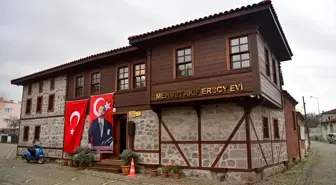 Akif'in anıları Çanakkale'de çocukluğunun geçtiği evde yaşatılıyor