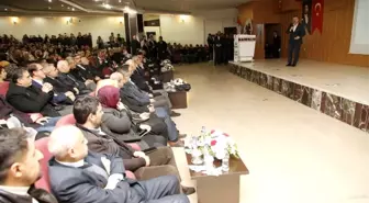 'Duyarlı Aile, Bilinçli Genç' konulu konferans verildi