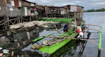 Filipinler'i Phanfone Tayfunu vurdu